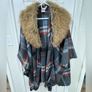 Merona Poncho with Faux Fur neck